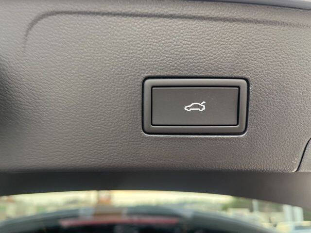 2026 Volkswagen Atlas Cross Sport SEL R-Line Black 4Motion