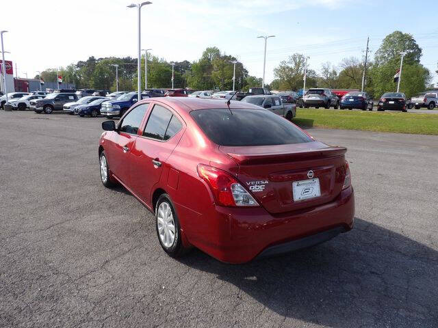 2018 Nissan Versa