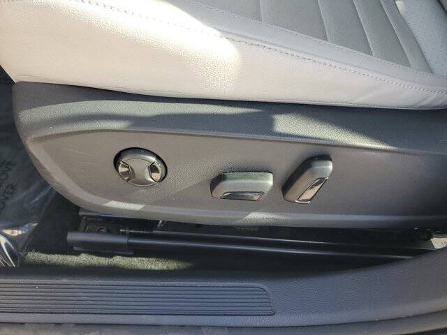 2023 Volkswagen Jetta SE