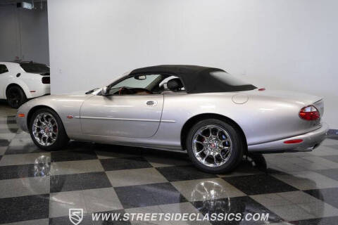 2001 Jaguar XKR