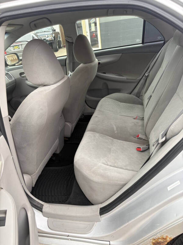 2009 Toyota Corolla LE