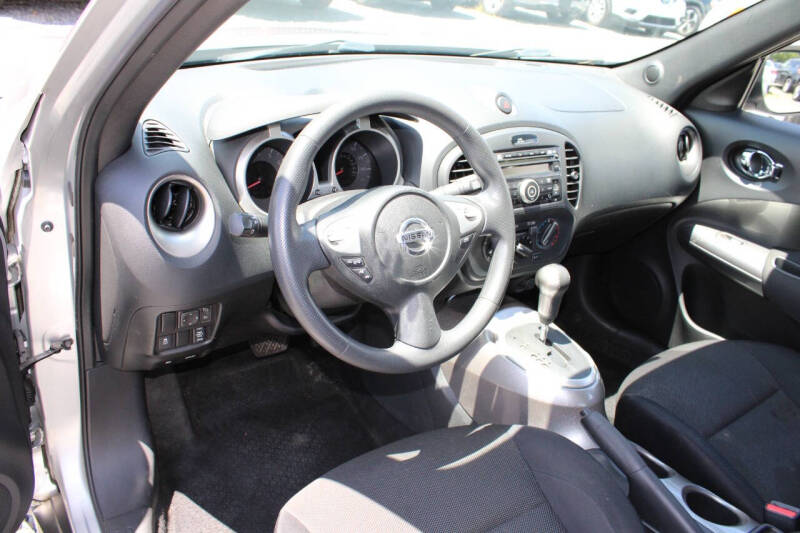 2011 Nissan JUKE S