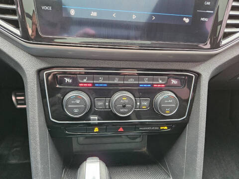 2020 Volkswagen Atlas Cross Sport V6 SEL Premium R-Line 4Motion