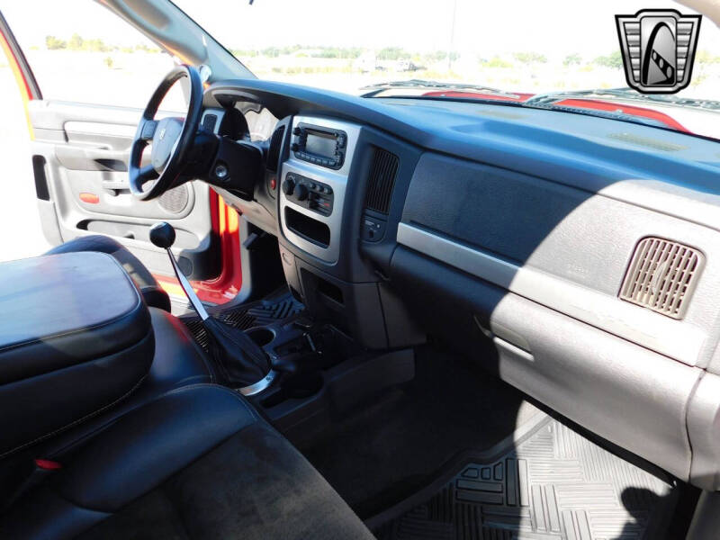 2004 Dodge Ram 1500 SRT-10