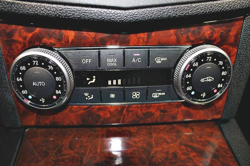 2010 Mercedes-Benz C-Class C 300 Sport