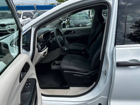 2018 Chrysler Pacifica L