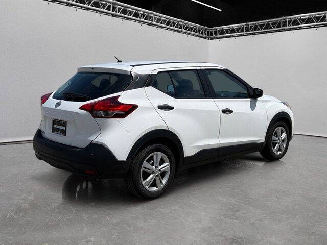 2020 Nissan Kicks S