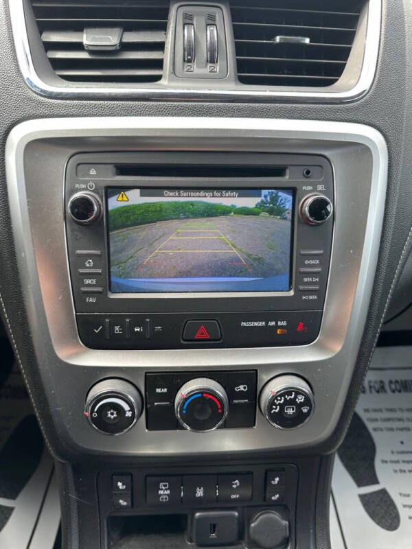 2016 GMC Acadia SLE-2