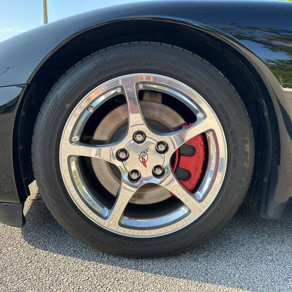 2003 Chevrolet Corvette 24