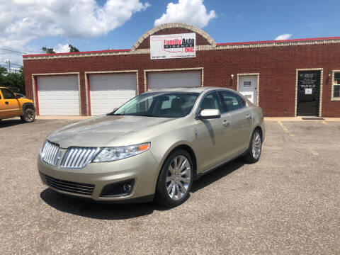 2010 Lincoln MKS for sale at Family Auto Finance OKC LLC in Oklahoma City OK