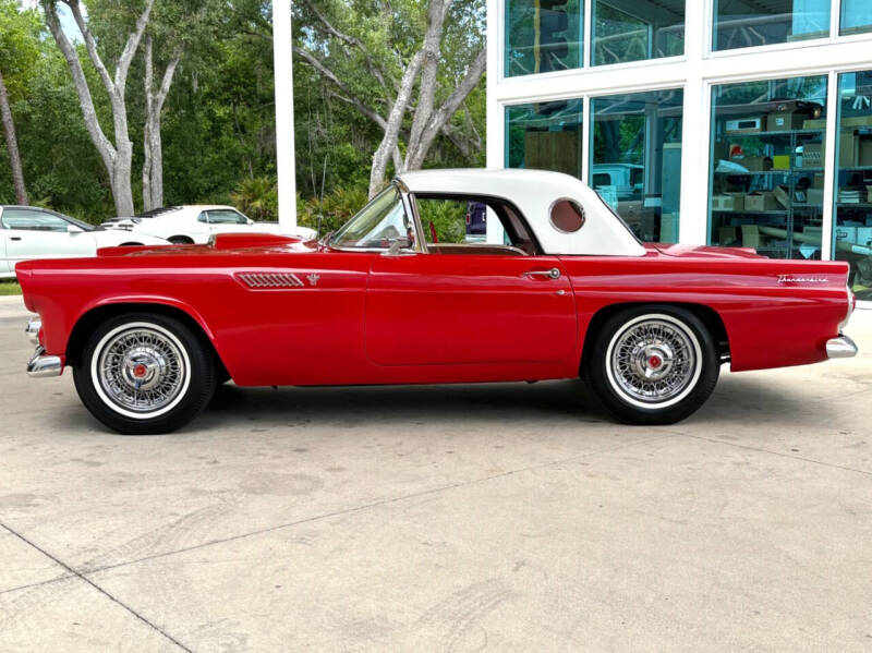 1955 Ford Thunderbird