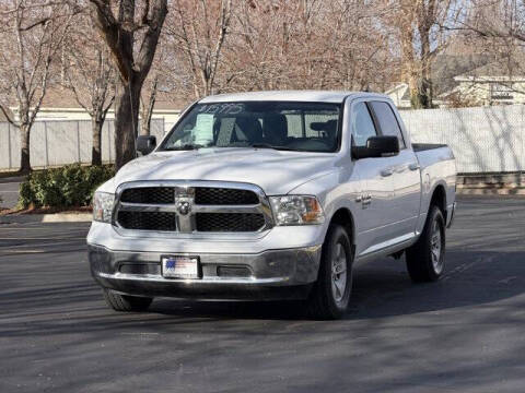 2019 RAM 1500 Classic SLT