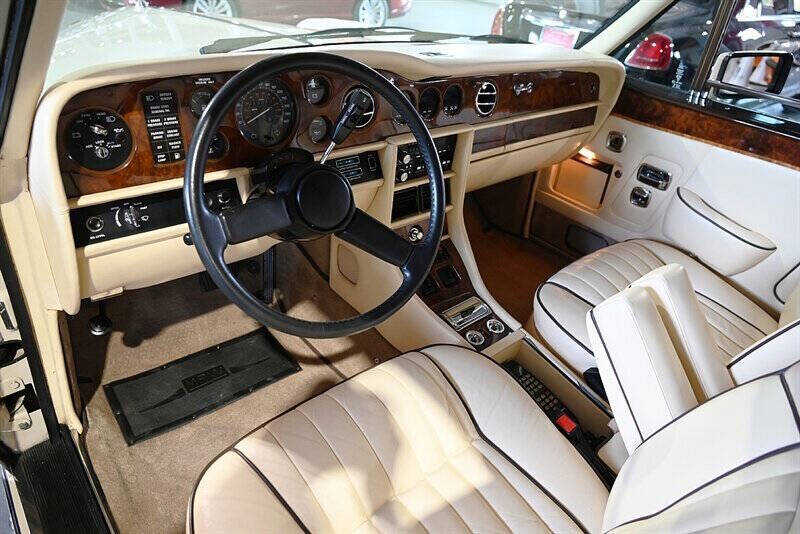 1986 Rolls-Royce Corniche
