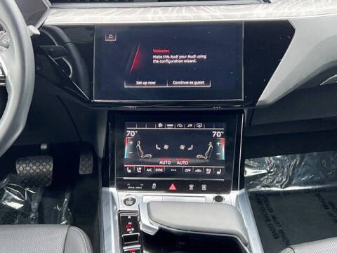 2024 Audi Q8 Sportback e-tron quattro Premium Plus S line