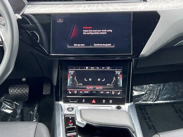 2024 Audi Q8 Sportback e-tron quattro Premium Plus S line