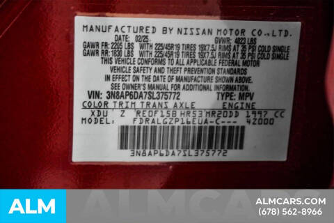 2025 Nissan Kicks SR