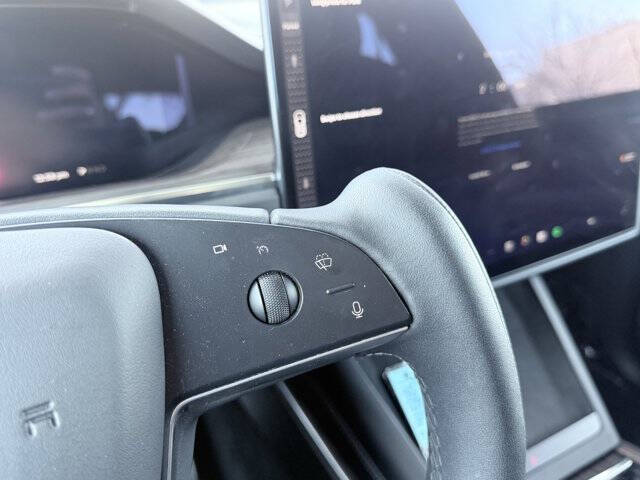 2023 Tesla Model X Standard Range