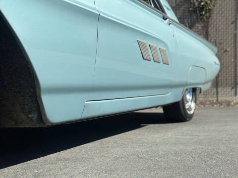 1963 Ford Thunderbird