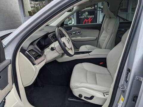 2023 Volvo XC90 B6 Plus Bright Theme 7P