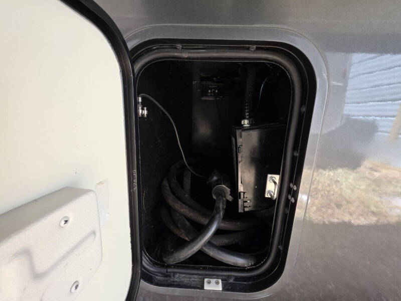 2020 Winnebago Vista
