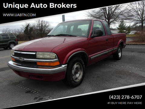 1998 Chevrolet S-10 for sale at Unique Auto Brokers in Kingsport TN