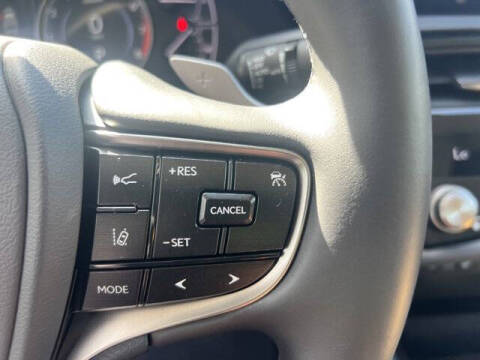 2025 Lexus ES 350