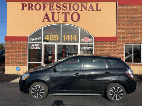 2009 Pontiac Vibe for sale at Professional Auto Sales & Service in Fort Wayne IN