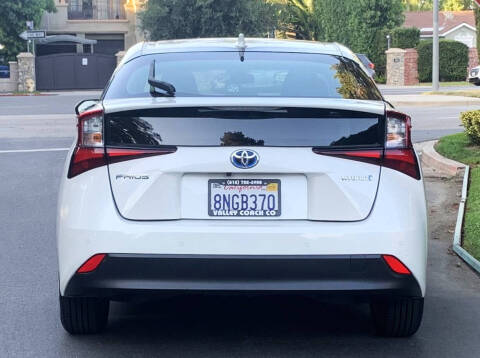 2020 Toyota Prius LE