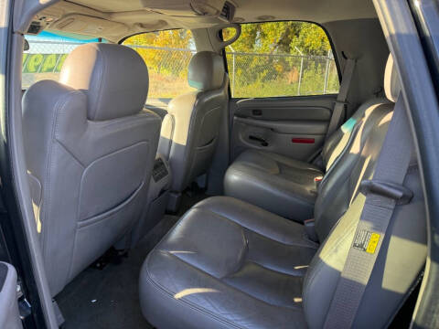 2004 GMC Yukon Denali