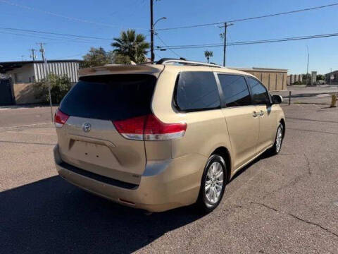 2011 Toyota Sienna