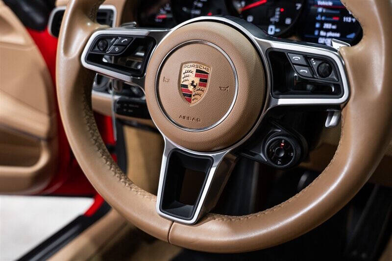 2017 Porsche 911 Carrera