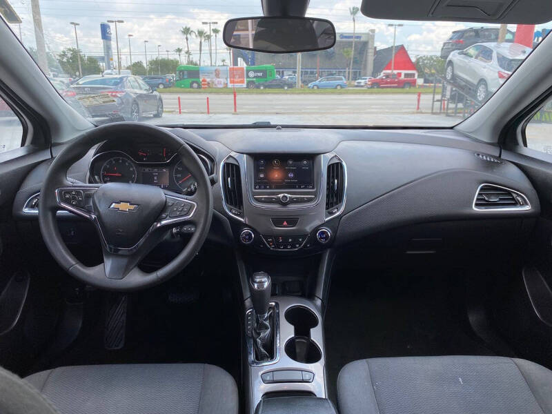 2019 Chevrolet Cruze LT