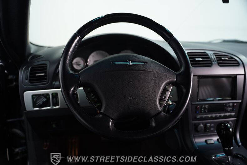 2005 Ford Thunderbird Deluxe