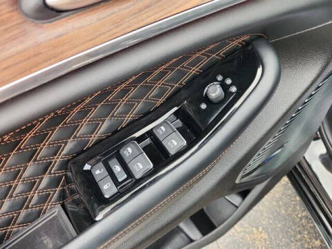 2022 Jeep Grand Cherokee Summit