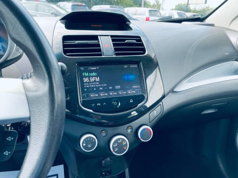 2013 Chevrolet Spark 1LT Auto