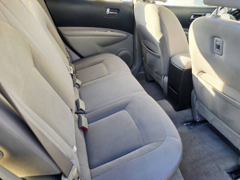 2015 Nissan Rogue Select S