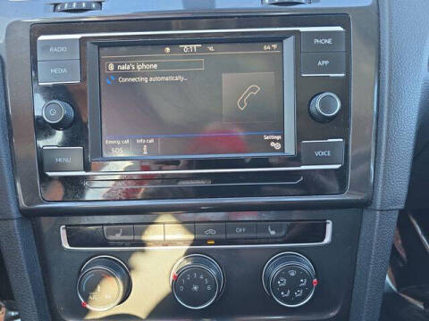 2020 Volkswagen Golf TSI