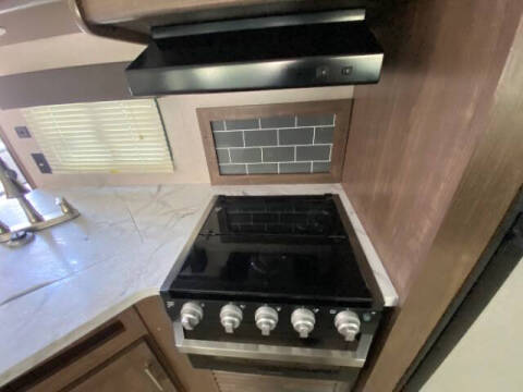 2019 Keystone RV Hideout 28 BHS WE