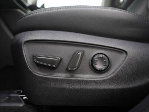 2024 Toyota Highlander Hybrid XLE