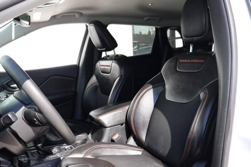 2021 Jeep Cherokee Trailhawk