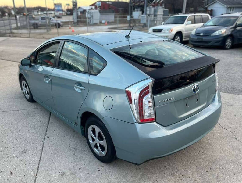 2013 Toyota Prius Three