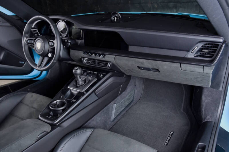 2024 Porsche 911 Carrera GTS