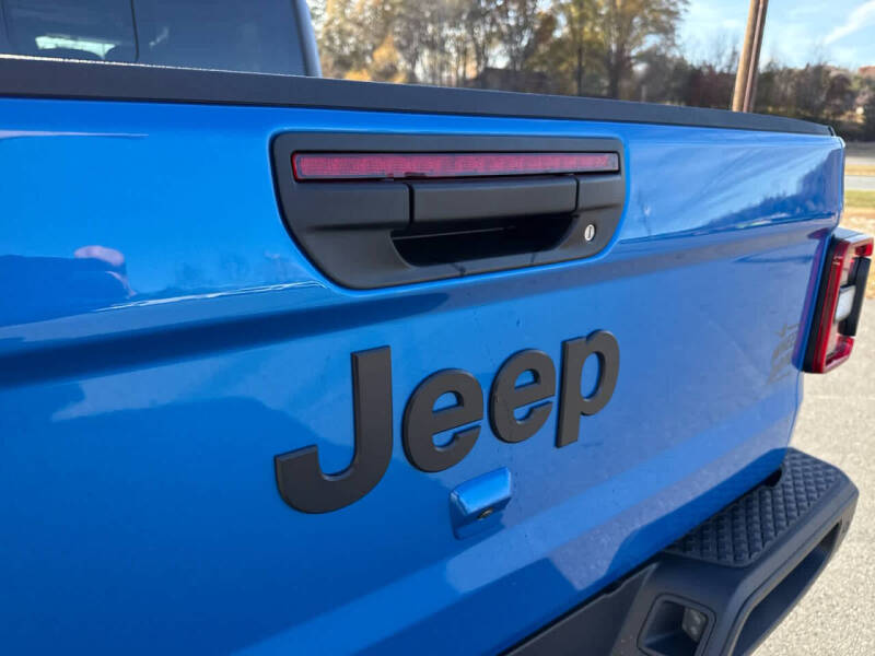 2026 Jeep Gladiator Willys