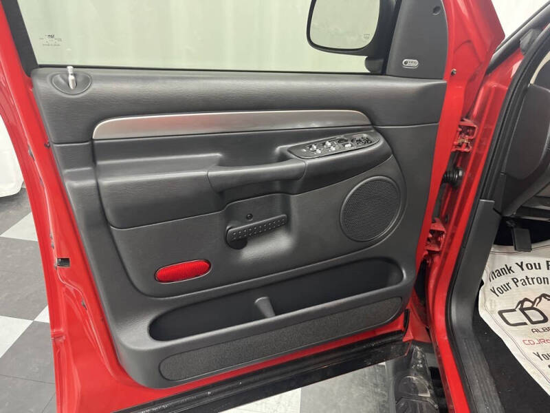 2005 Dodge Ram 1500 SRT-10