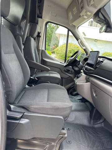 2023 Ford E-Transit