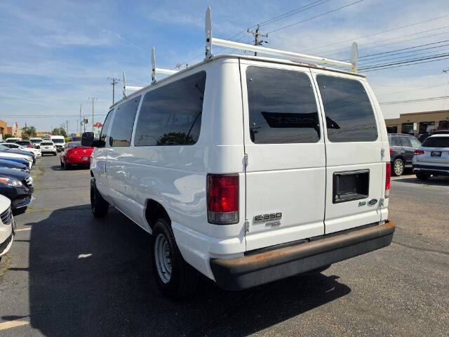 2011 Ford E-Series