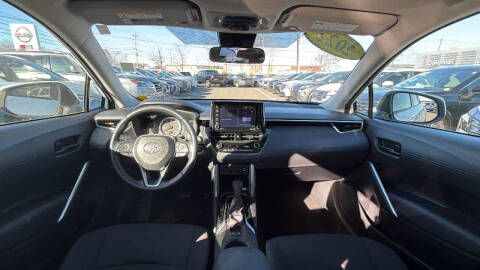 2022 Toyota Corolla Cross LE