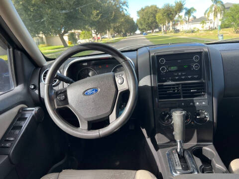 2008 Ford Explorer XLT