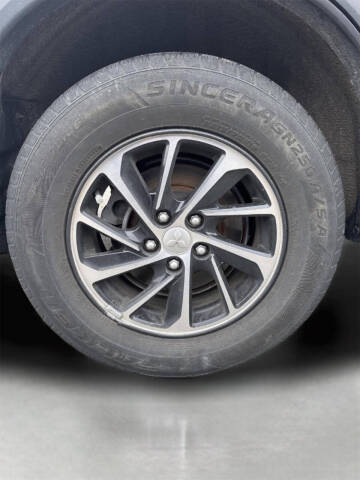 2022 Mitsubishi Eclipse Cross ES