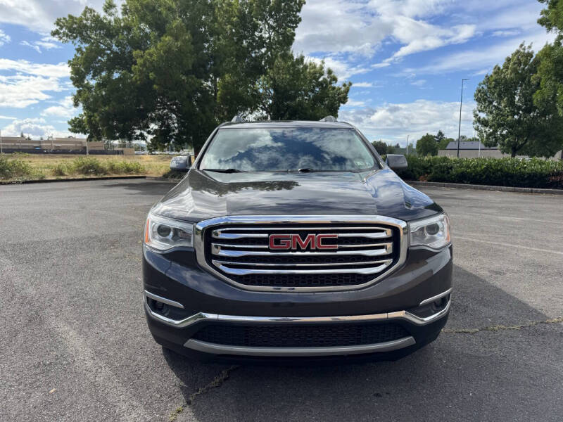 2017 GMC Acadia SLE-2